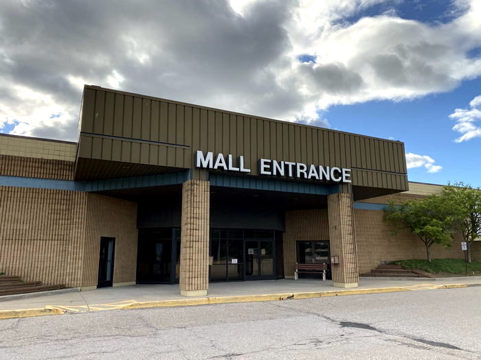 Alpena Mall - June 17 2022 Photo (newer photo)